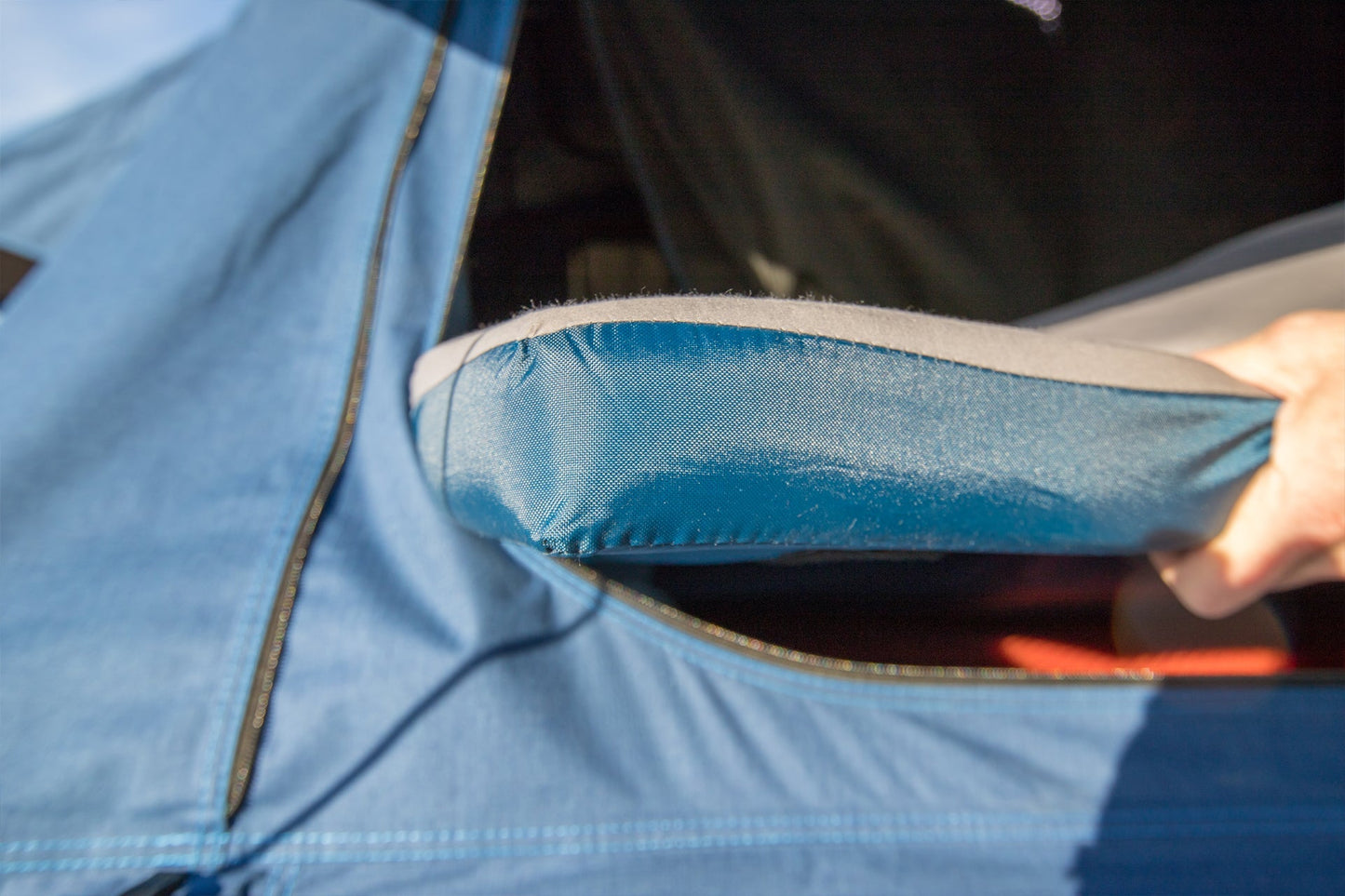 ROAM Adventure Co. The Vagabond Rooftop Tent