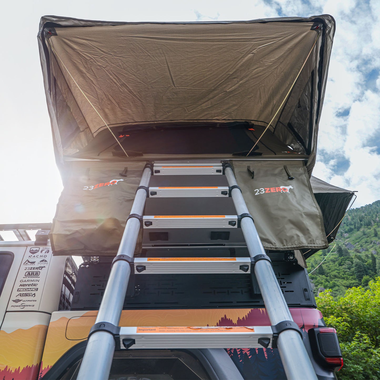 CO-Armadillo A3 Left