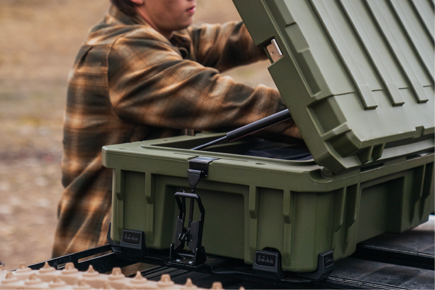 ROAM Adventure Co. 95L Rugged Mounts