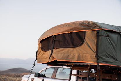 ROAM Adventure Co. The Vagabond Rooftop Tent
